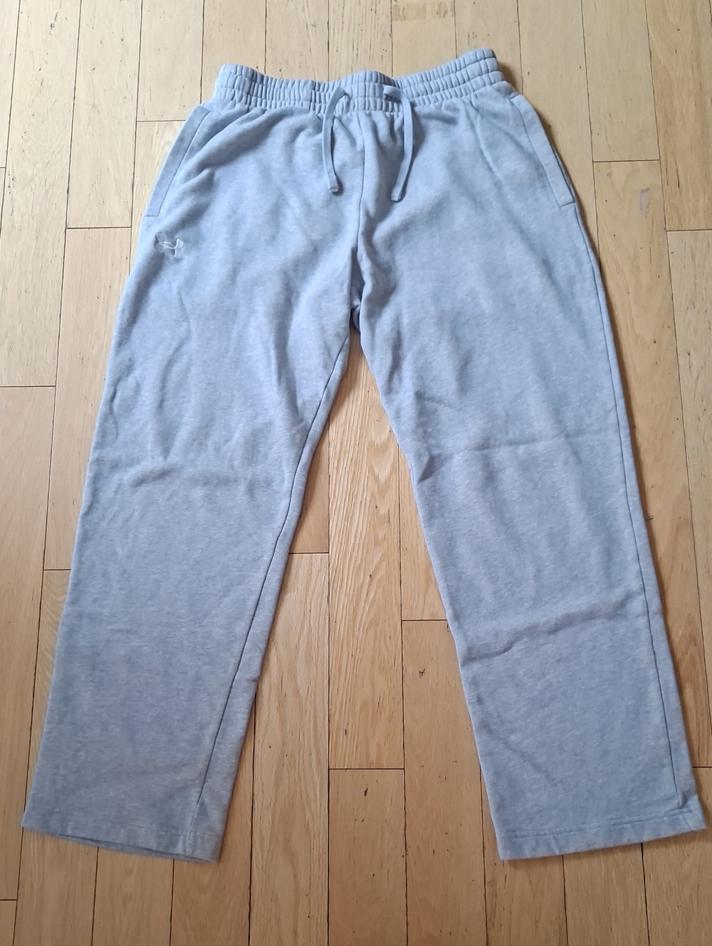 Under Armour Men's Gray Elastic Waist Sweatpants